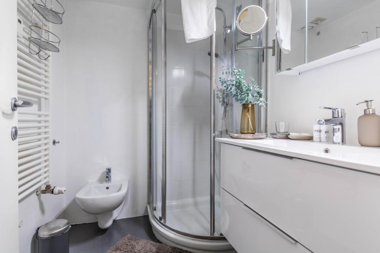 Joivy Modern Studio Near City Centre Apartment Milan Luaran gambar